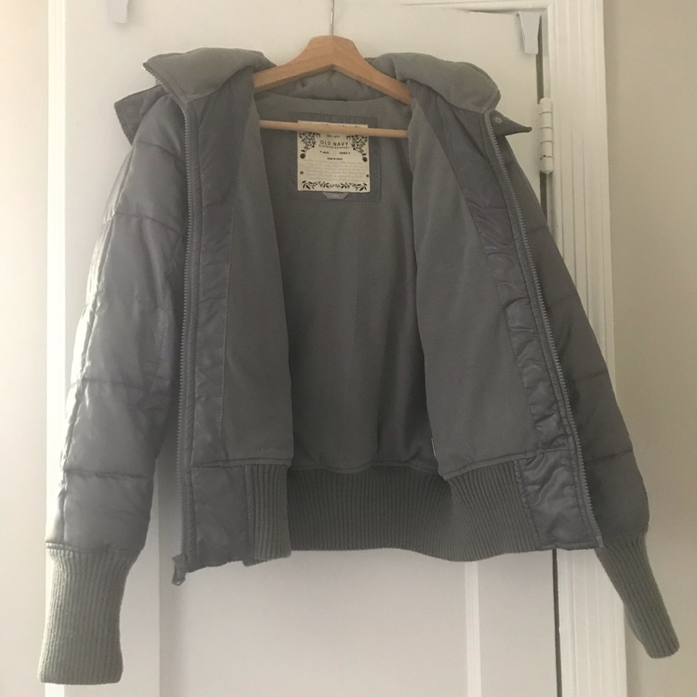 Old Navy Cozy Fleece-lined Grey Puffer